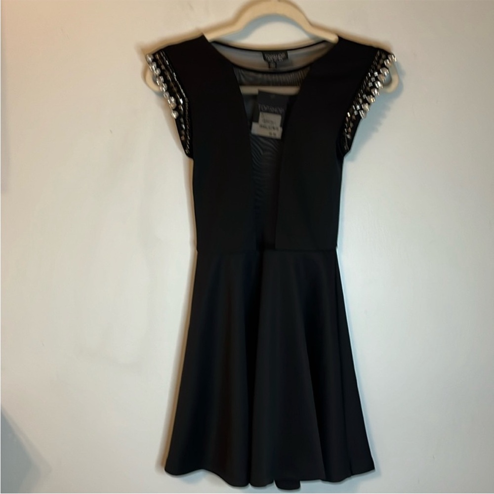 NWT Topshop Black Cocktail Dress Fit Flare
Embellished Jewels Cap Sleeve Size 4 - Picture 1 of 15